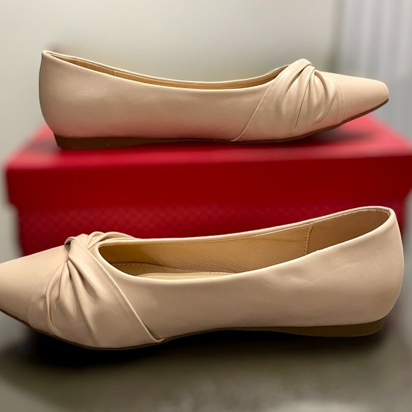 Kelly & Katie Ballet Flat - Size US 9/EURO 40 - Picture 2 of 4